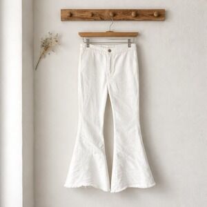 Anna-Kaci White High Waisted Bell Bottom Flare Jeans Raw Hem Size M YBA0171OFF